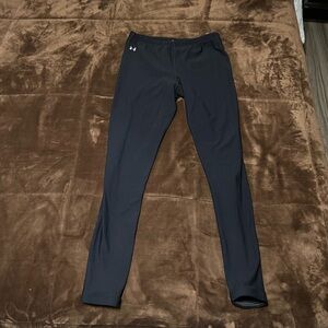 Woman’s size large Under Armour leggings